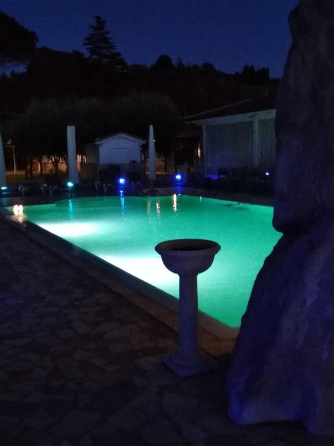 Residenza Nosy Be Villa Palombara Sabina Exterior foto